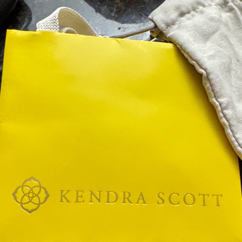 Kendra Scott Gold and Silver Crystal Ring - Picture 11 of 13